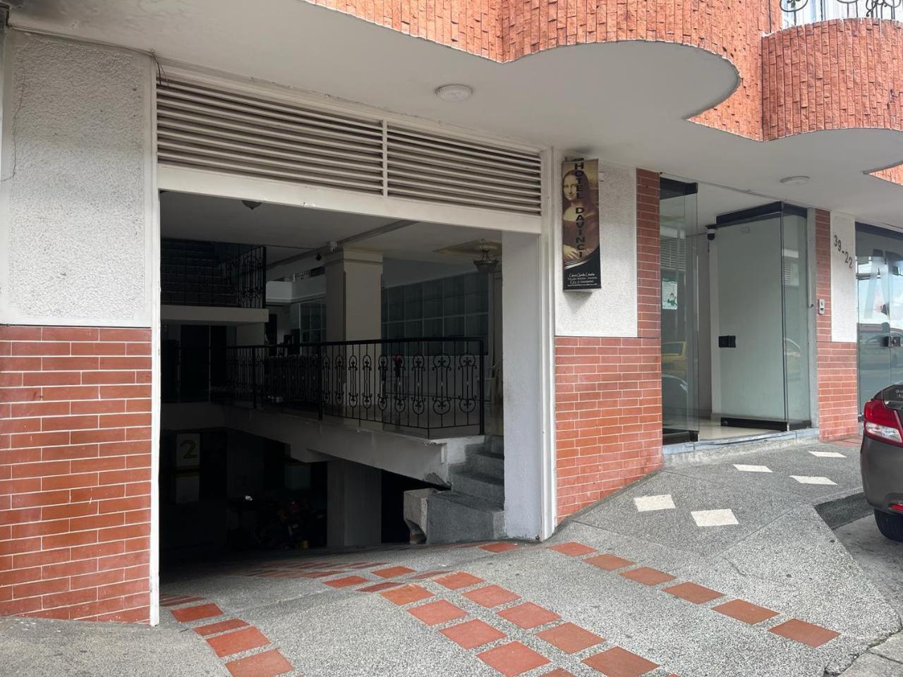 Hotel Davinci Calarca Luaran gambar
