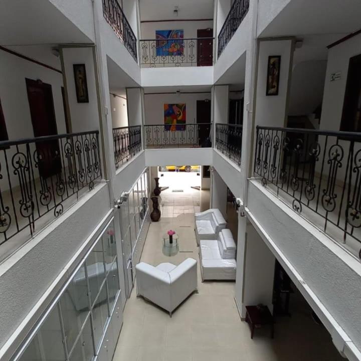 Hotel Davinci Calarca Luaran gambar